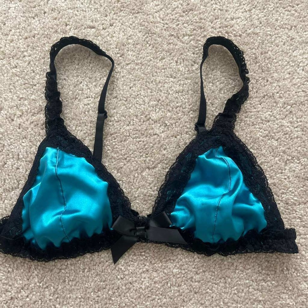 Fredericks of Hollywood Teal Blue Satin Lace Triangle Bralette Black Trim Large